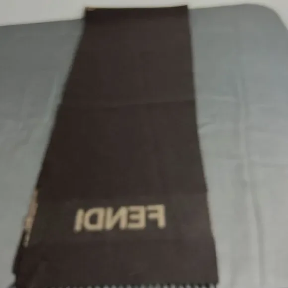 FENDI WOOL GRAPHIC SCARF